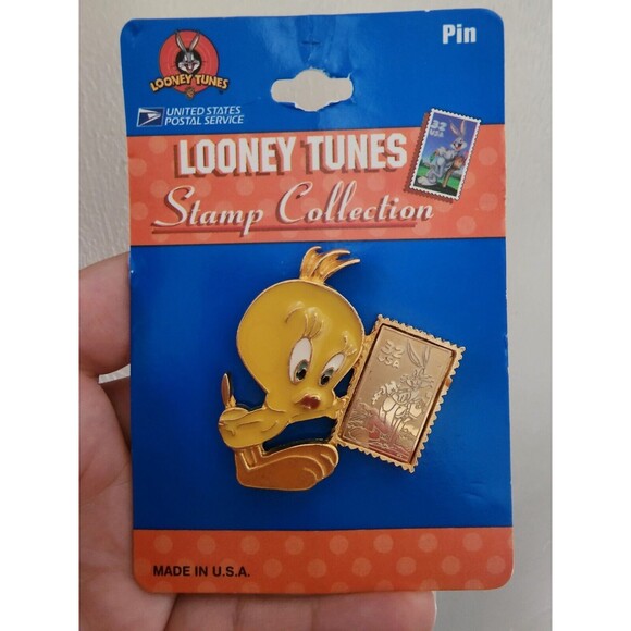 Looney Tunes Stamp Collector Designs- Tweety Bird Pin 1997 - Picture 1 of 2